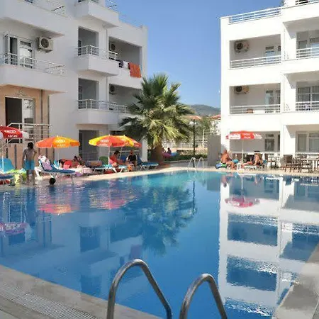 Lambada 3* Altınoluk
