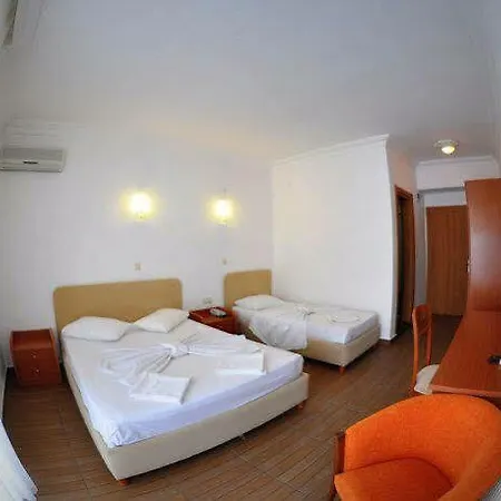 Hotel Lambada 3*
